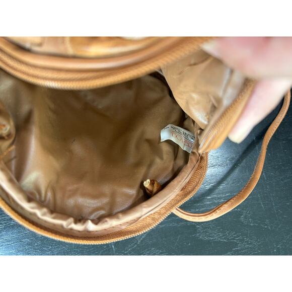 Vtg crossbody bag- faux croc outside round- medium brown- zips- Dovers Brand - Picture 5 of 5